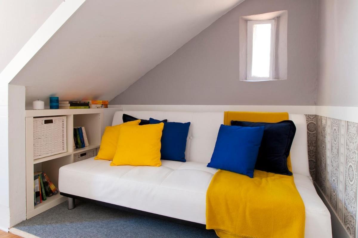Sant'ana Restelo 1br Terrace